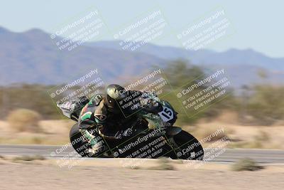 media/Oct-05-2025-CVMA (Sun) [[beeef4f201]]/Race 16-Formula Middleweight/